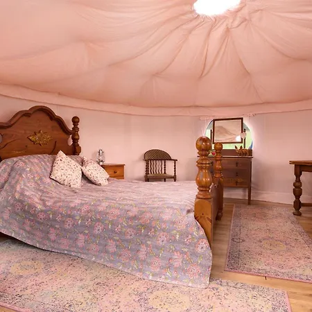 Allercombe Farm Glamping Yurts & Wild Camping South Brent Exterior foto