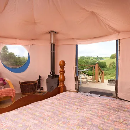 Allercombe Farm Glamping Yurts & Wild Camping South Brent Exterior foto
