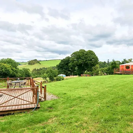 Allercombe Farm Glamping Yurts & Wild Camping South Brent Exterior foto