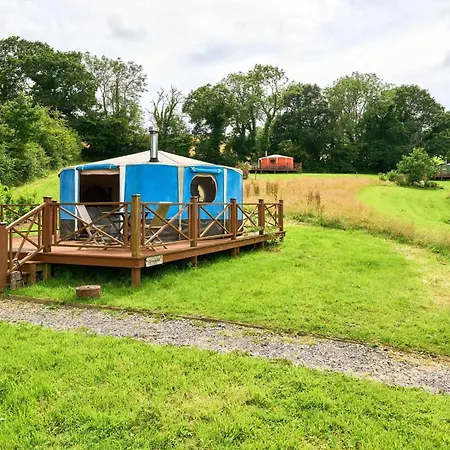 Allercombe Farm Glamping Yurts & Wild Camping South Brent Exterior foto