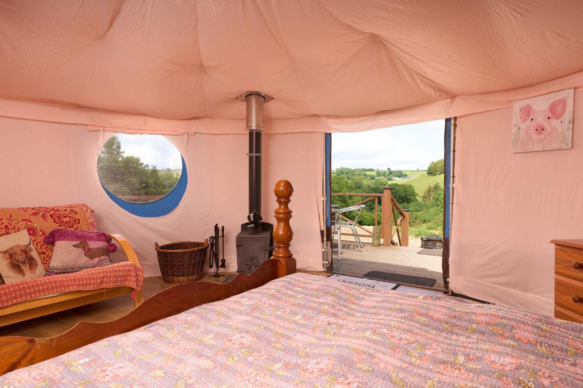Allercombe Farm Glamping Yurts & Wild * South Brent
