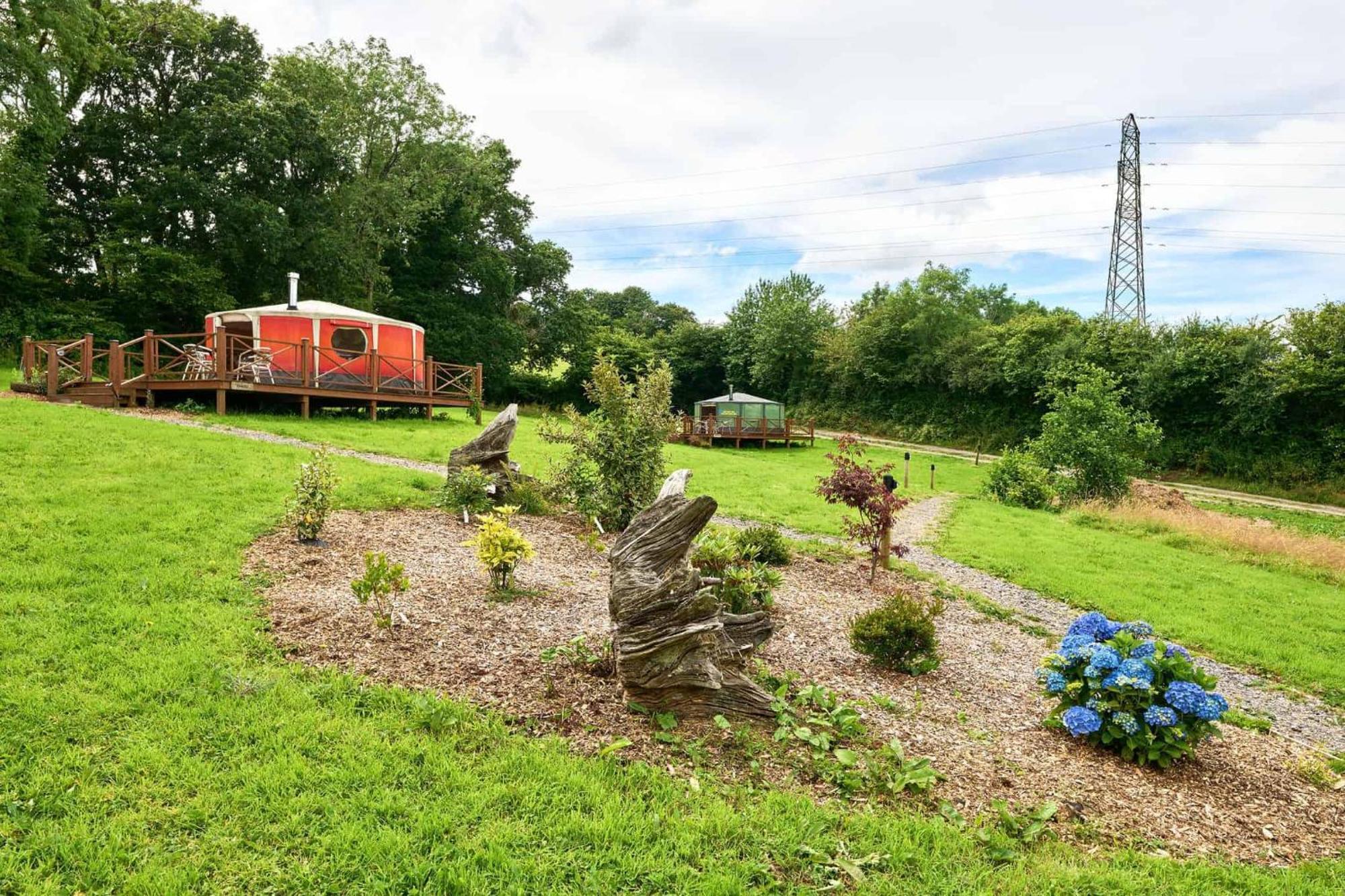 Luxury tent Allercombe Farm Glamping Yurts & Wild